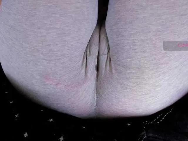 Freechat Kira-Kell on BongaCams