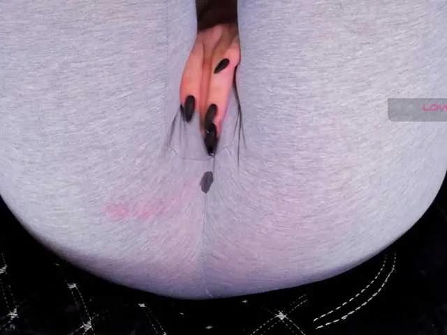 Freechat Kira-Kell on BongaCams