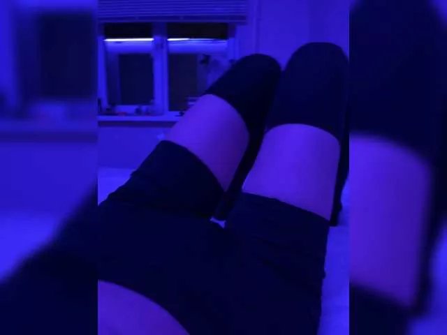 Offline KirLove1 on BongaCams