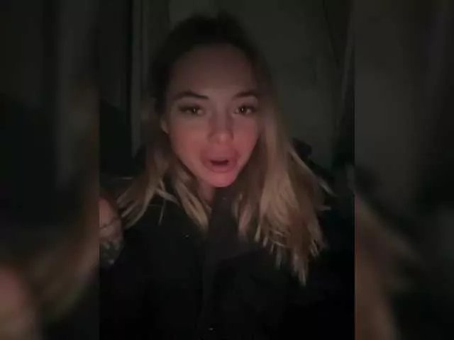 Offline kissmiss06 on BongaCams