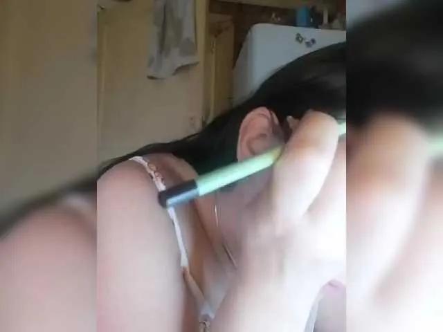 Klassnaya-1 on BongaCams