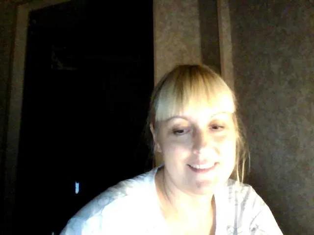 Freechat krisss2016 on BongaCams