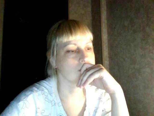 Freechat krisss2016 on BongaCams