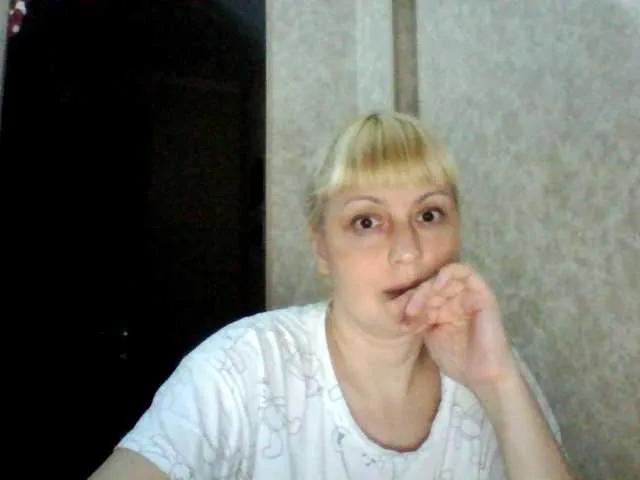 Freechat krisss2016 on BongaCams