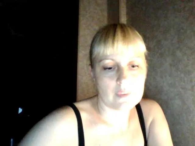 Freechat krisss2016 on BongaCams