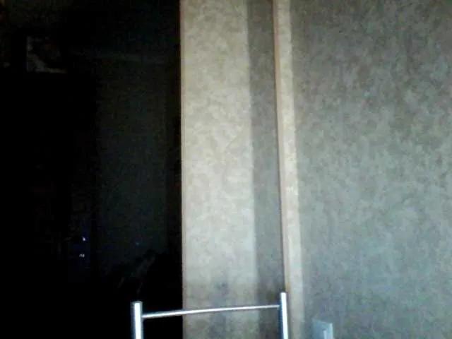 Freechat krisss2016 on BongaCams