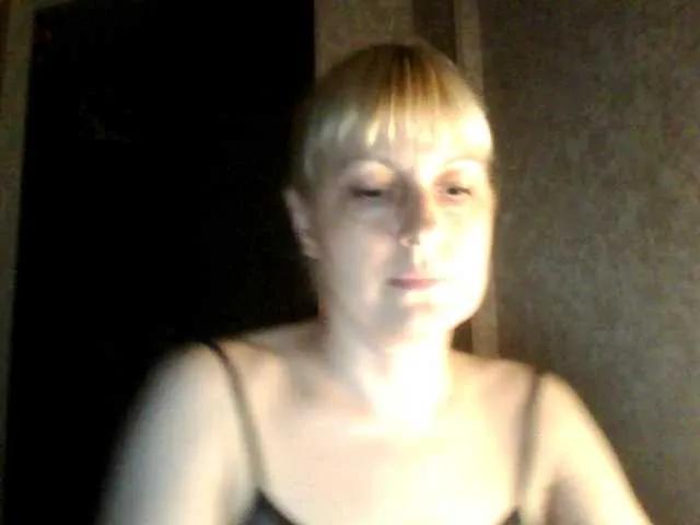 Freechat krisss2016 on BongaCams