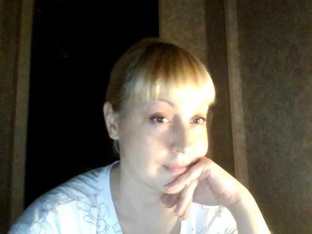 Freechat krisss2016 on BongaCams