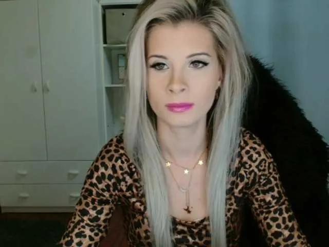 Offline KristineNatural on BongaCams