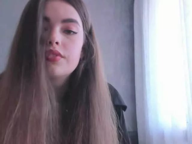 Offline LadyEmily on BongaCams