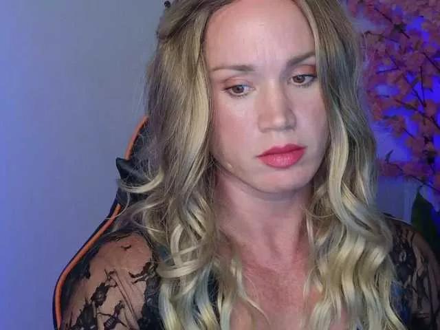 Freechat Latinasexy4 on BongaCams