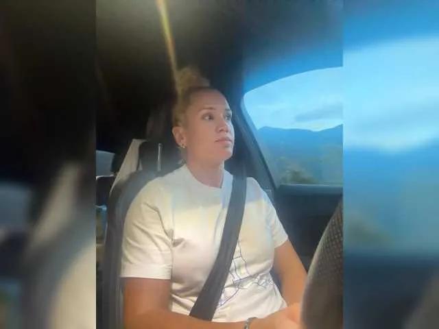 Freechat Latinasexy4 on BongaCams