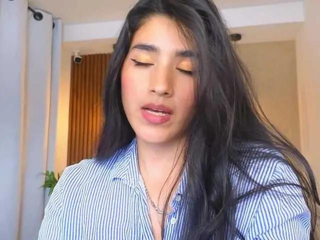 Offline Lia-Mar on BongaCams