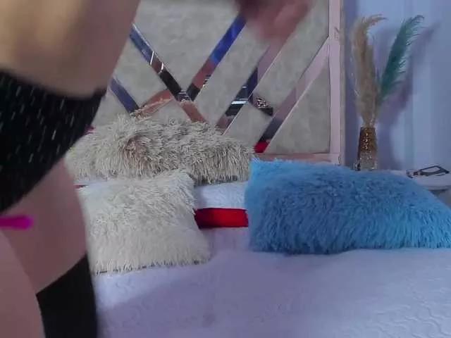 Freechat LiaaGenner on BongaCams