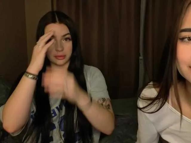 LisaAndDenis on BongaCams