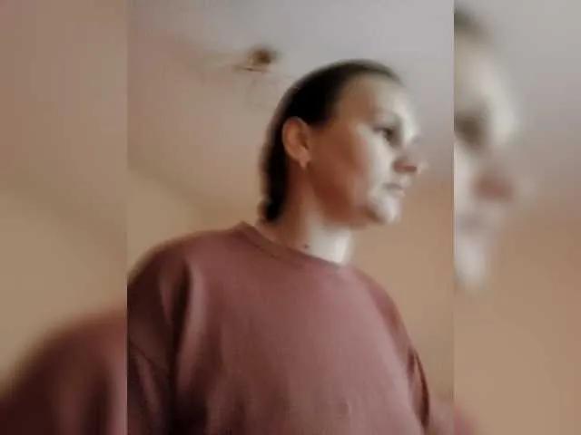 Offline LisaLovHoney on BongaCams