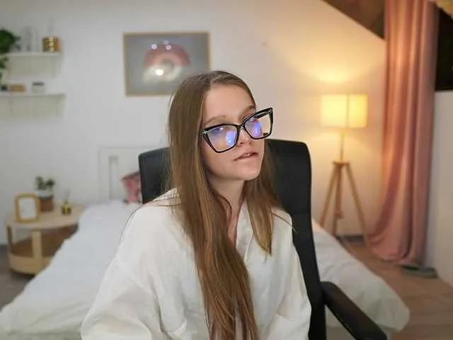 Freechat lisamccoy on BongaCams