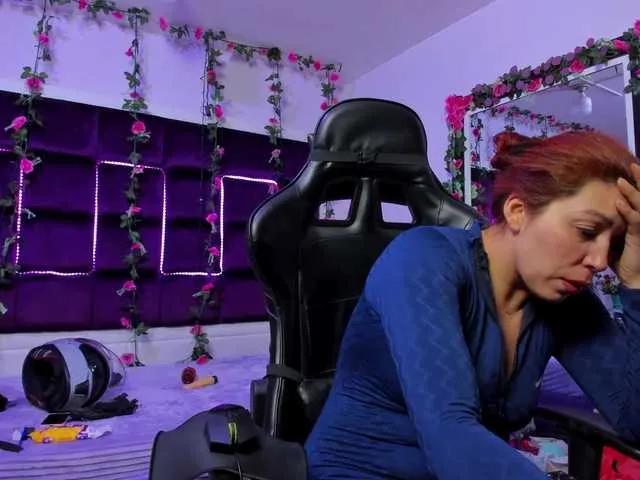 Offline LizaAndCharlottt on BongaCams