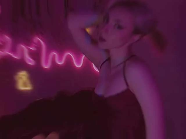 Freechat LollyGirlMoon on BongaCams