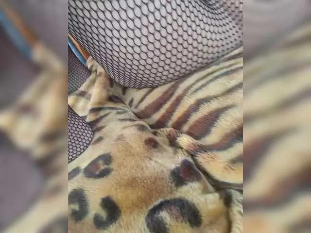 Offline Love-for-two on BongaCams