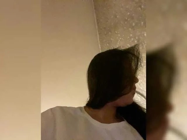 loveesafi on BongaCams