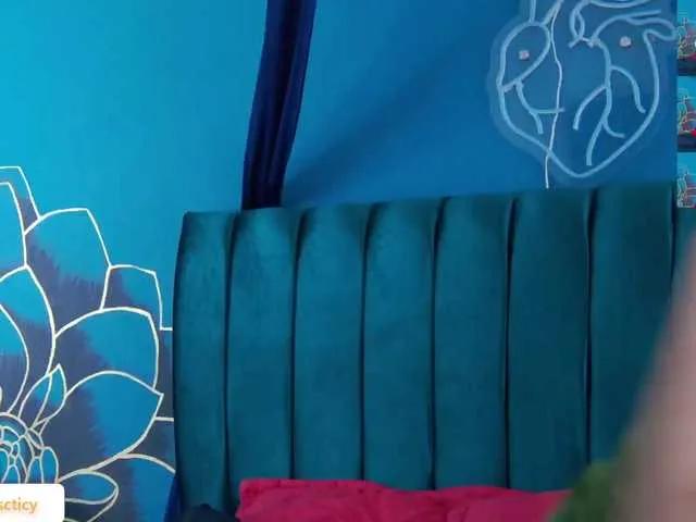 Freechat Lunamistyc on BongaCams