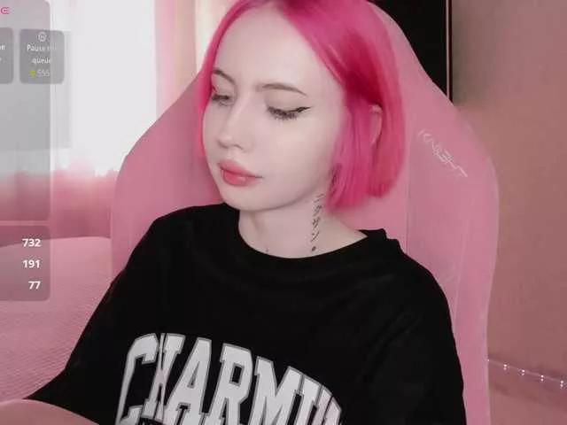 Freechat luvsoak on BongaCams