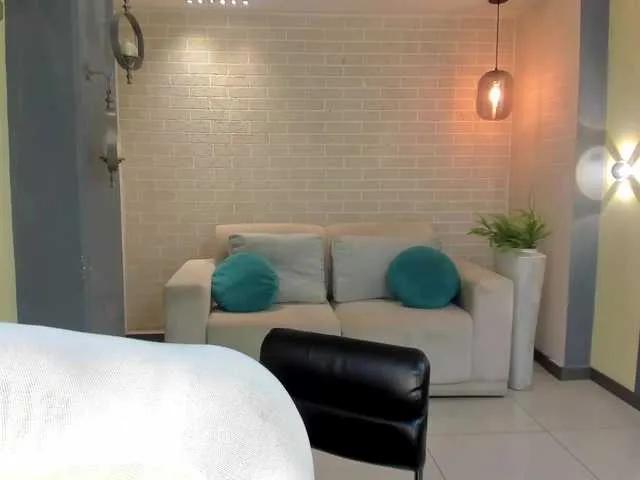 Freechat MadisonKane on BongaCams