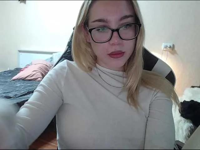 Offline maksisisia on BongaCams