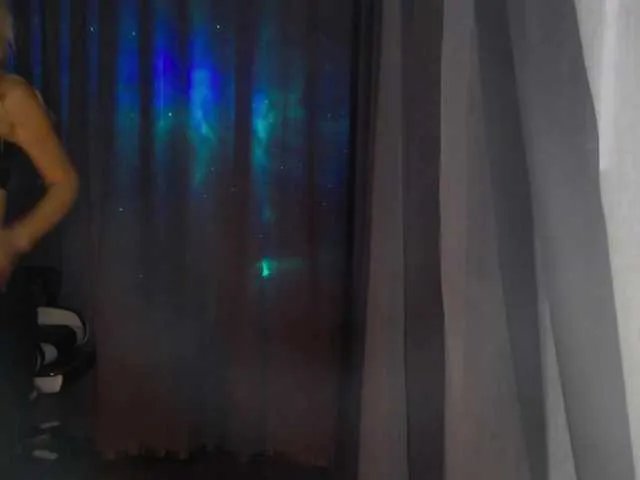 Offline Margo77-1 on BongaCams