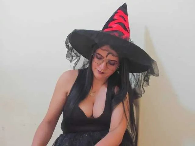 Offline MARILYNG on BongaCams