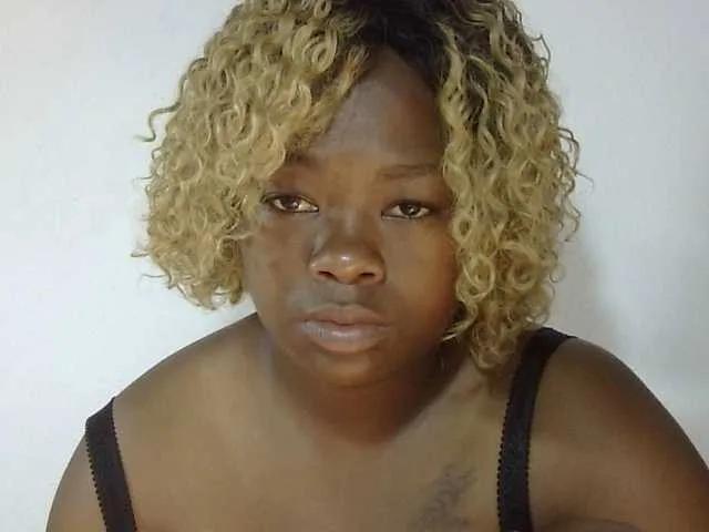 Offline May-sexy on BongaCams