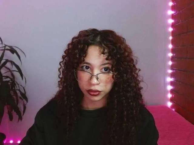 Offline Medussa333 on BongaCams