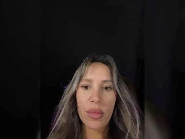 Freechat meow-777 on BongaCams