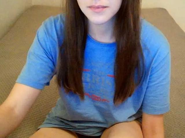 Freechat mikkirsan1 on BongaCams