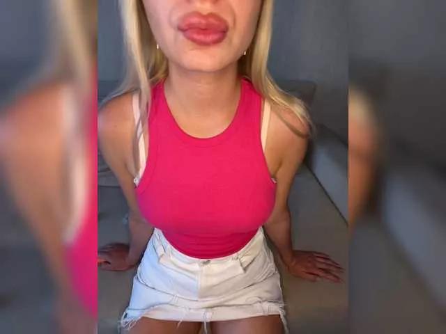 Freechat Mila-m on BongaCams