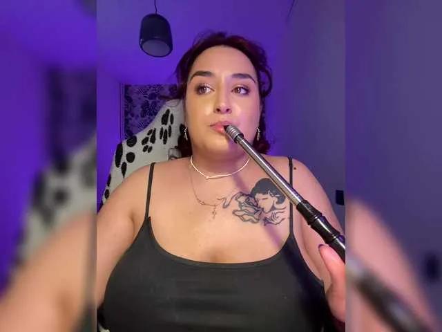 Freechat MilaLav on BongaCams