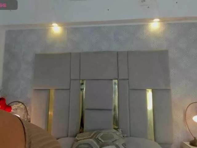 Offline MilaSaenz on BongaCams