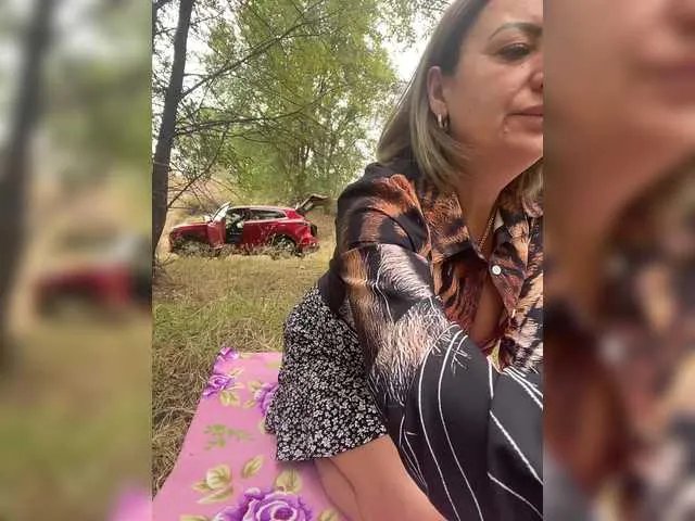 Offline Milena-MilfaXXX on BongaCams