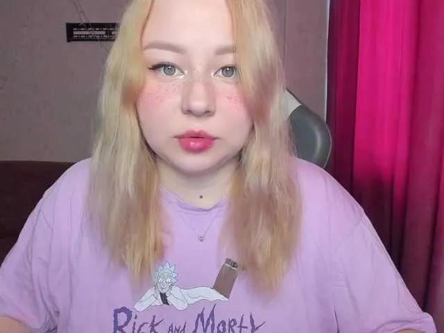 BongaCams MilkaFoxy is Freechat MilkaFoxy — Caring and generous signals, witty jokes, interesting conversations, passionate vibrations, hot spanking and stroking