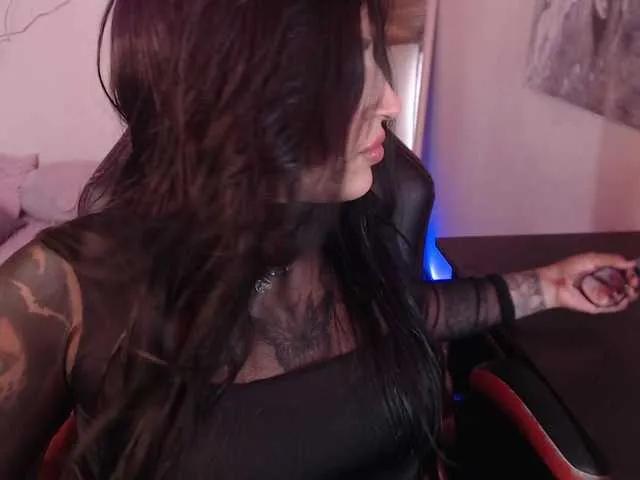 Offline Missdennise on BongaCams