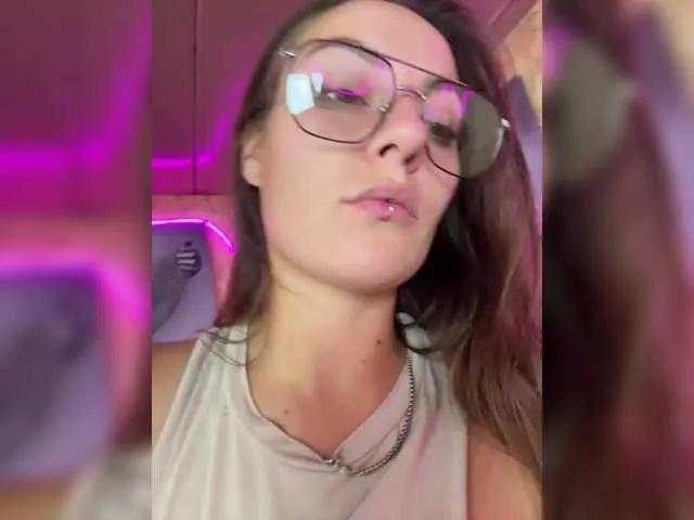 Offline Molly69x on BongaCams