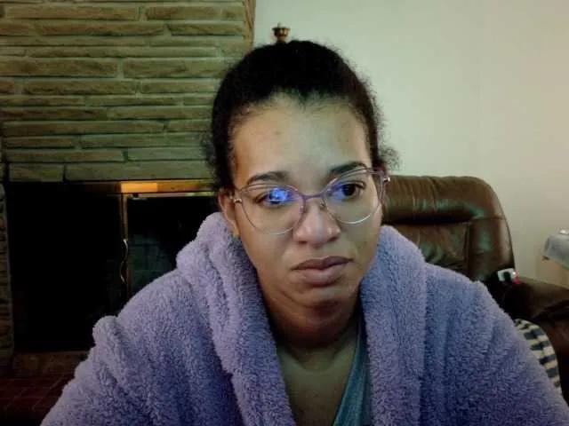 BongaCams Moranguh is Freechat Moranguh — play whit my body