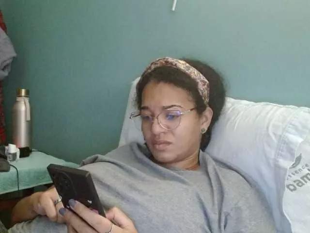 Offline Moranguh on BongaCams