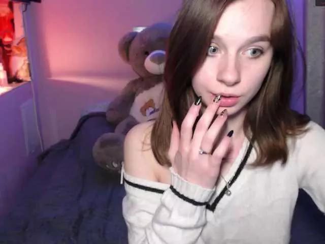 Offline MossiPolli on BongaCams