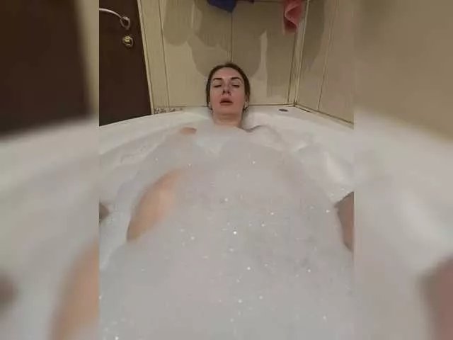 Offline Motopara on BongaCams