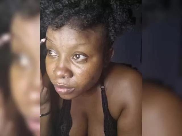 Offline Myra on BongaCams