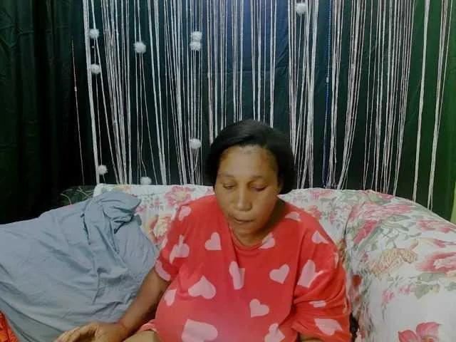 Offline mysticeboney on BongaCams