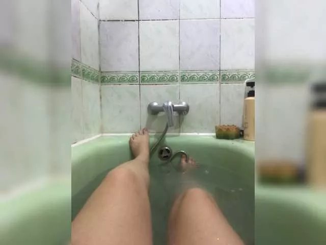 Offline Nadin-03 on BongaCams