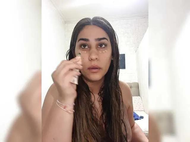 Offline Nahiarabiel on BongaCams